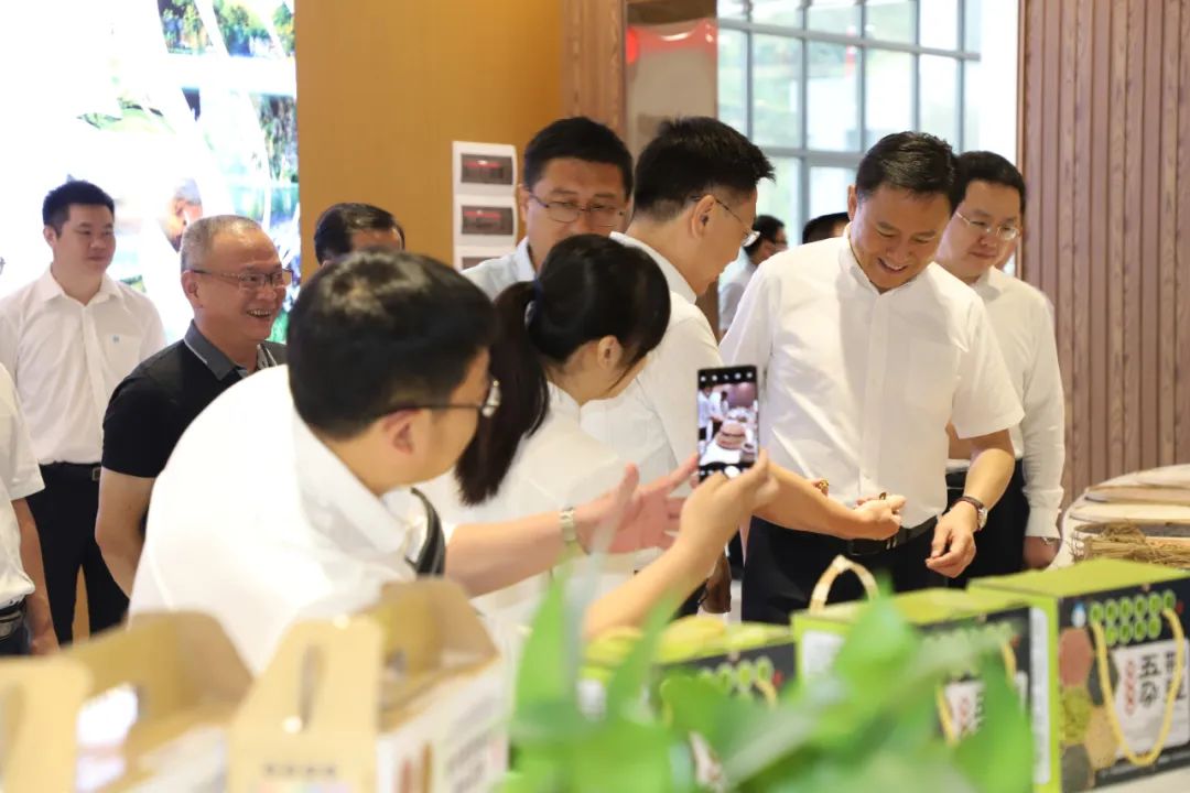 https://mmbiz.qpic.cn/mmbiz_jpg/58ua7icwTGHp2HQjXRsbbXyN5xPWJJOWSiaTGXpPOOCyL4Nblj6Bx6Ns2u5wr1QNkibpiask1bx1pMjficicnZmwLdag/640?wx_fmt=jpeg