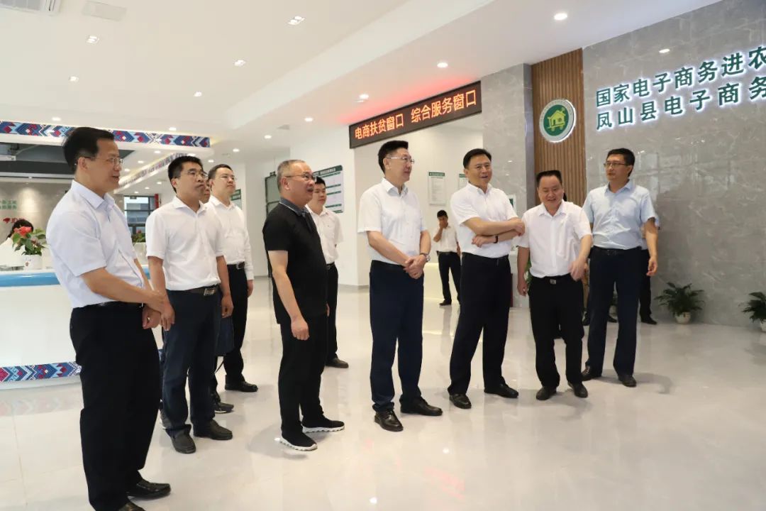 https://mmbiz.qpic.cn/mmbiz_jpg/58ua7icwTGHp2HQjXRsbbXyN5xPWJJOWS4icKjP0VzpLNIYzJibQb7ZMPicZfFlbSNAgMqsOz7Cg7ruUS2ADF3ibVKw/640?wx_fmt=jpeg