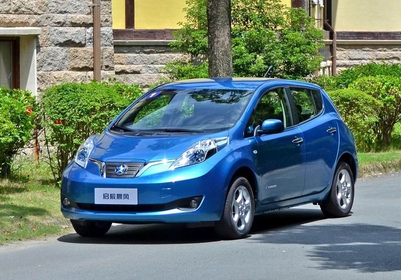 啟辰晨風(fēng)純電動汽車