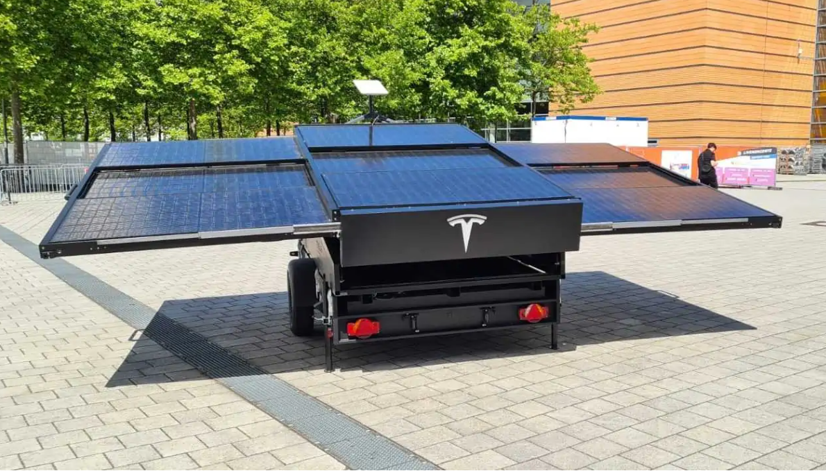 特斯拉展示太陽能增程拖車，未來或?qū)⑦\(yùn)用到乘用車上