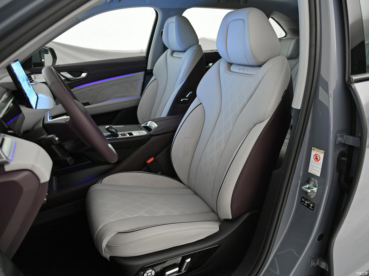 長城汽車 拿鐵DHT-PHEV 2022款 四驅基本型