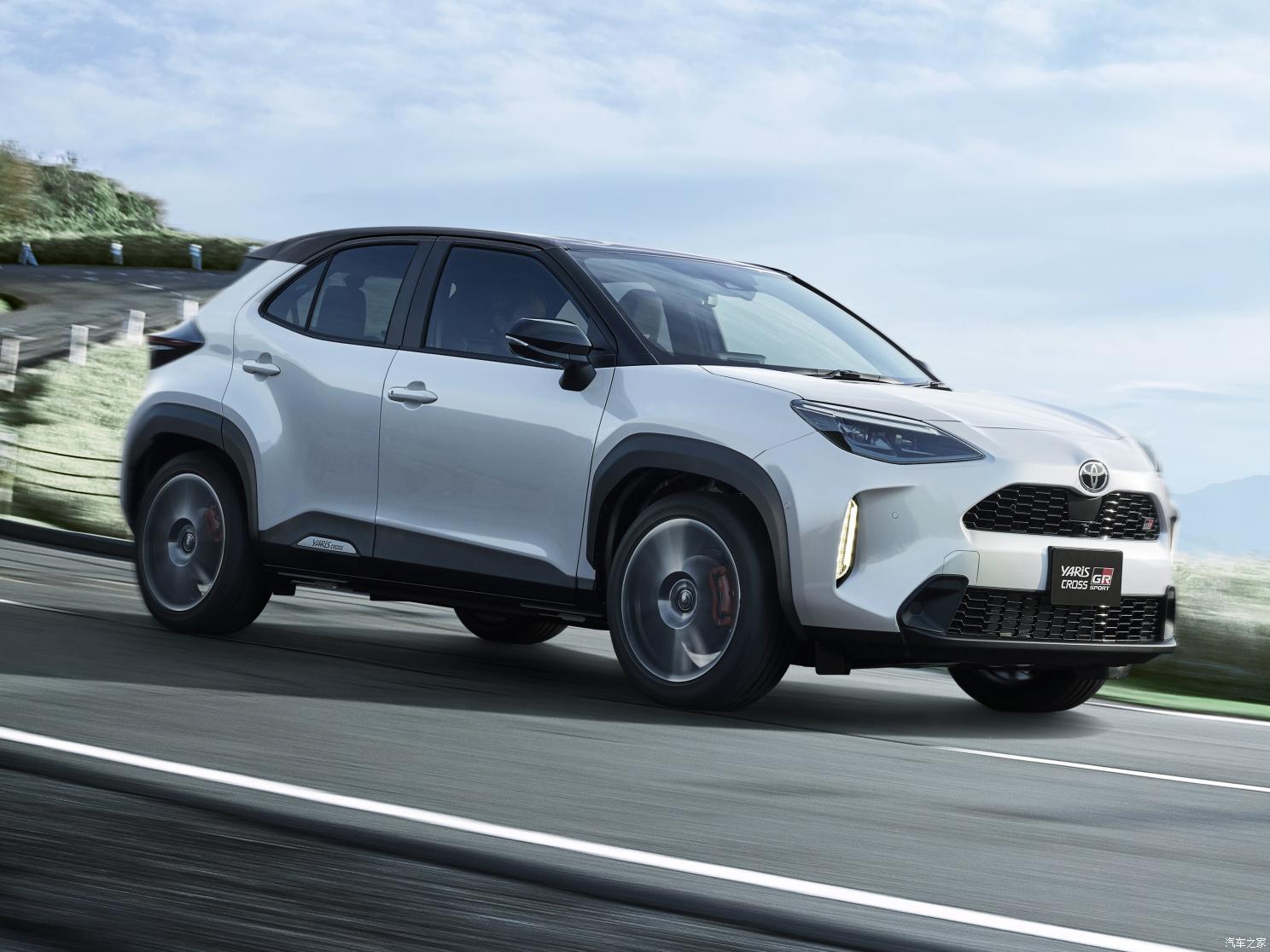 豐田(進(jìn)口) YARiS Cross 2022款 Hybrid GR Sport 日本版