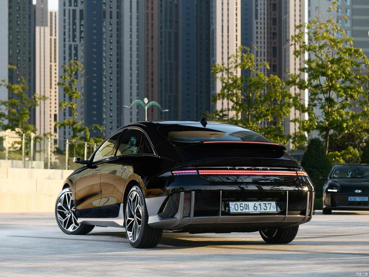現(xiàn)代(進(jìn)口) IONIQ(艾尼氪)6 2022款 基本型