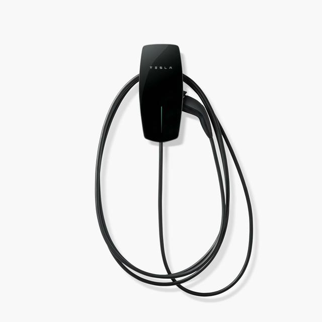 特斯拉推出新款家用壁掛式充電樁，兼容其它品牌電動汽車-有駕