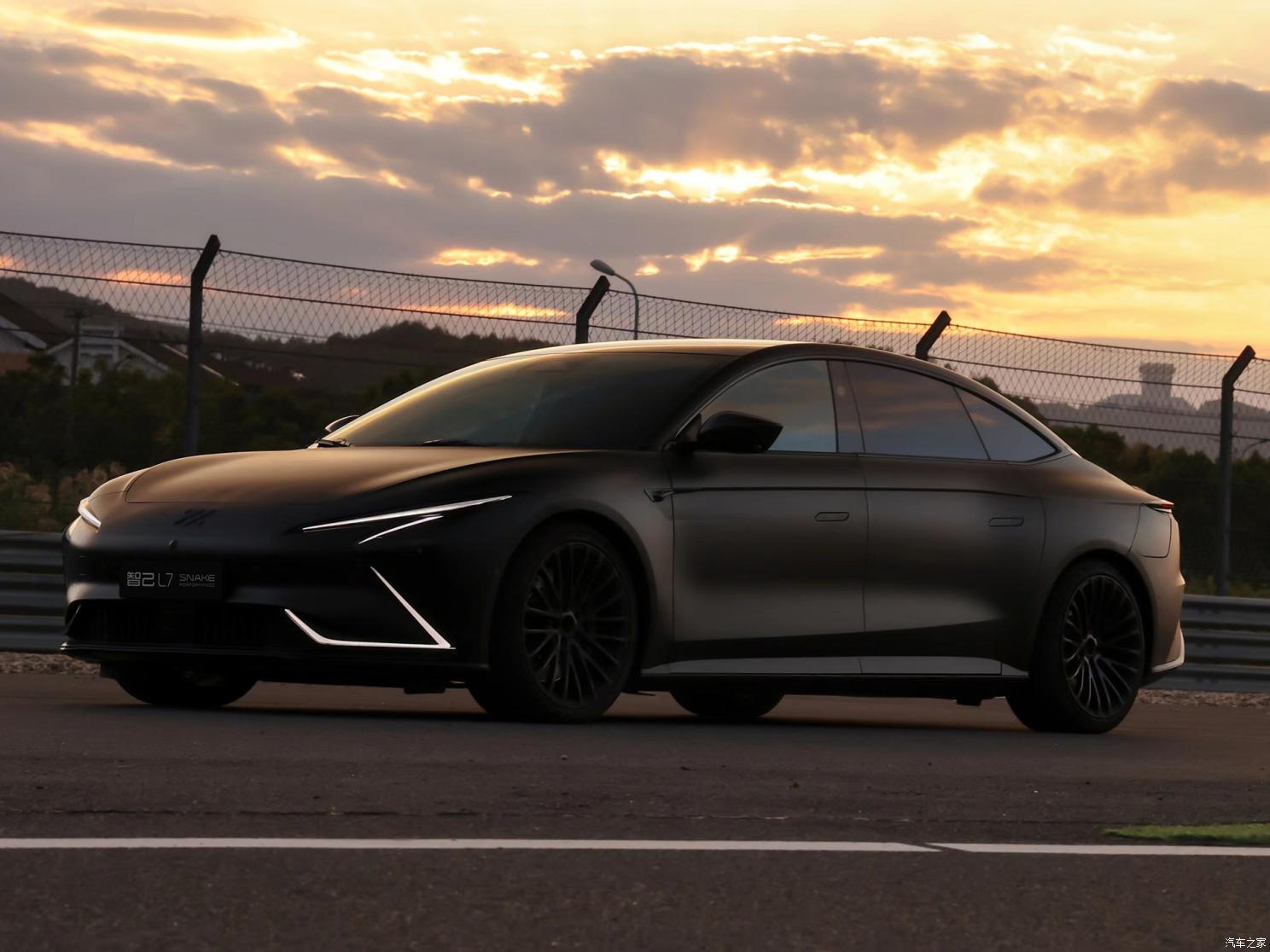 智己汽車 智己L7 2023款 Snake Performance高性能版