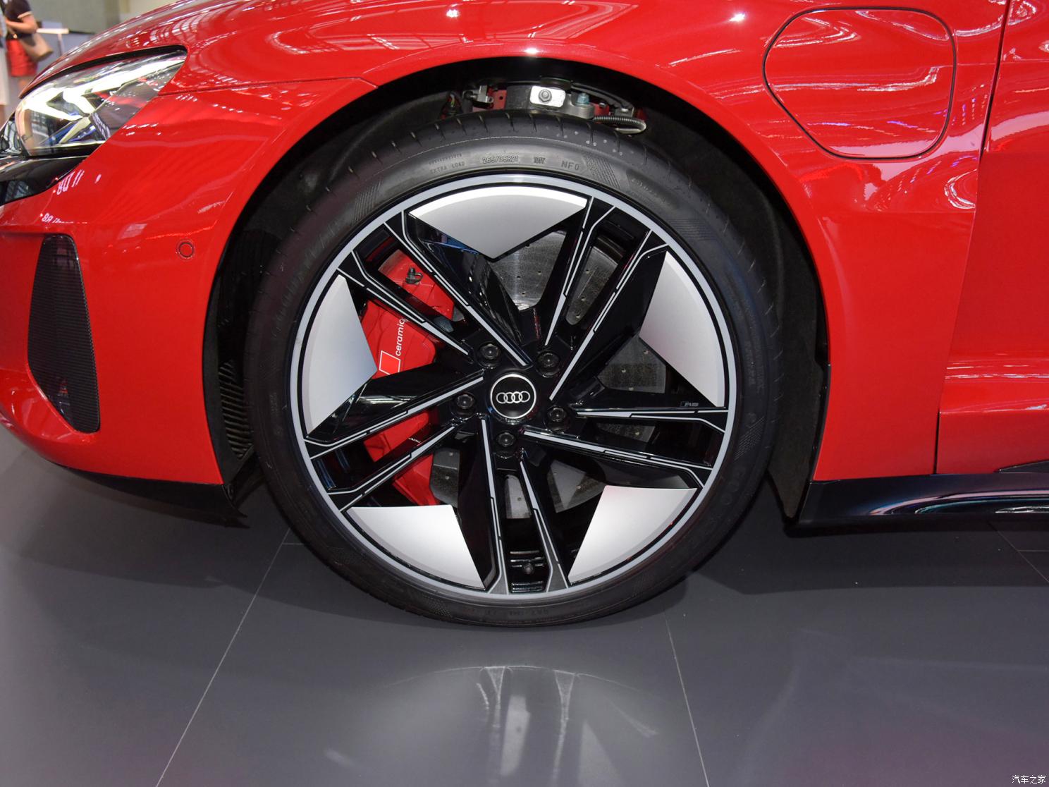 Audi Sport 奧迪RS e-tron GT 2021款 基本型