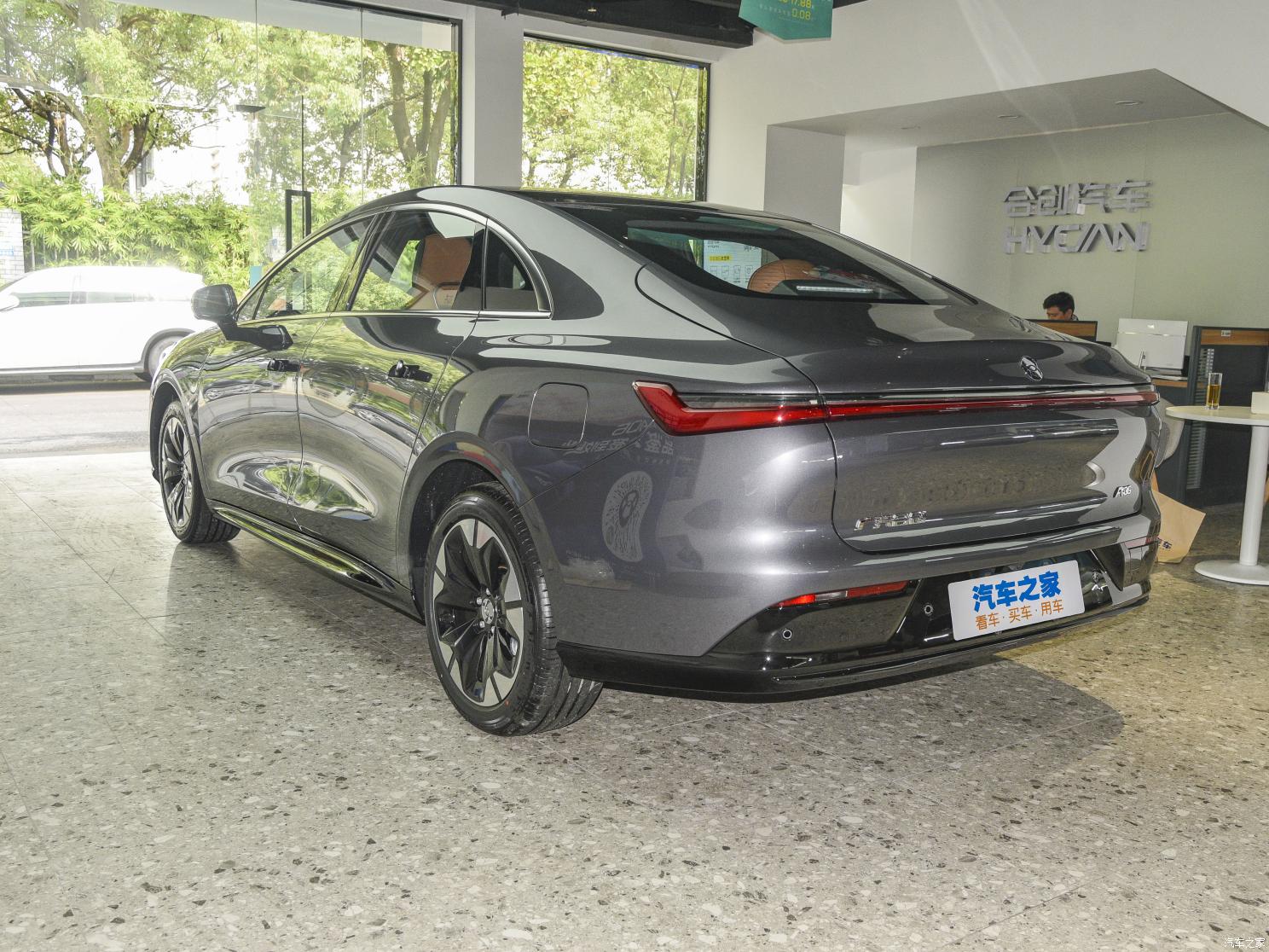 合創(chuàng)汽車 合創(chuàng)A06 2022款 550A