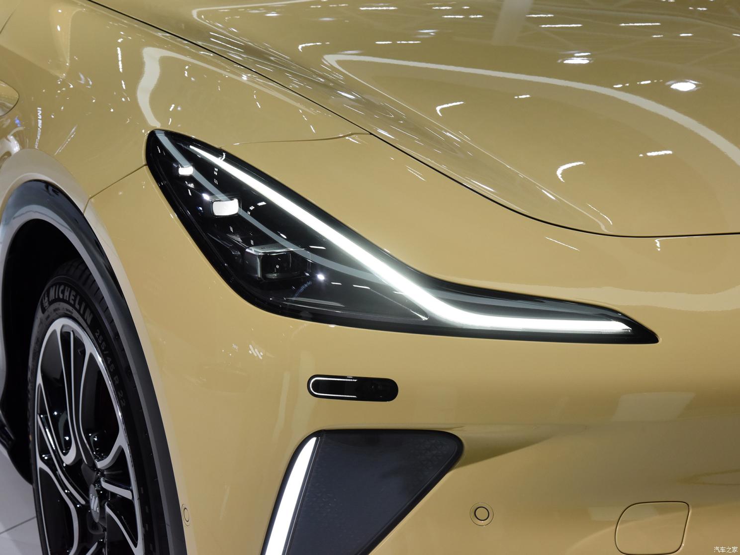 智己汽車 智己LS7 2023款 100kWh 四驅(qū)版