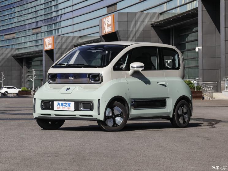 上汽通用五菱 五菱Air ev晴空 2023款 四座-標(biāo)準(zhǔn)版
