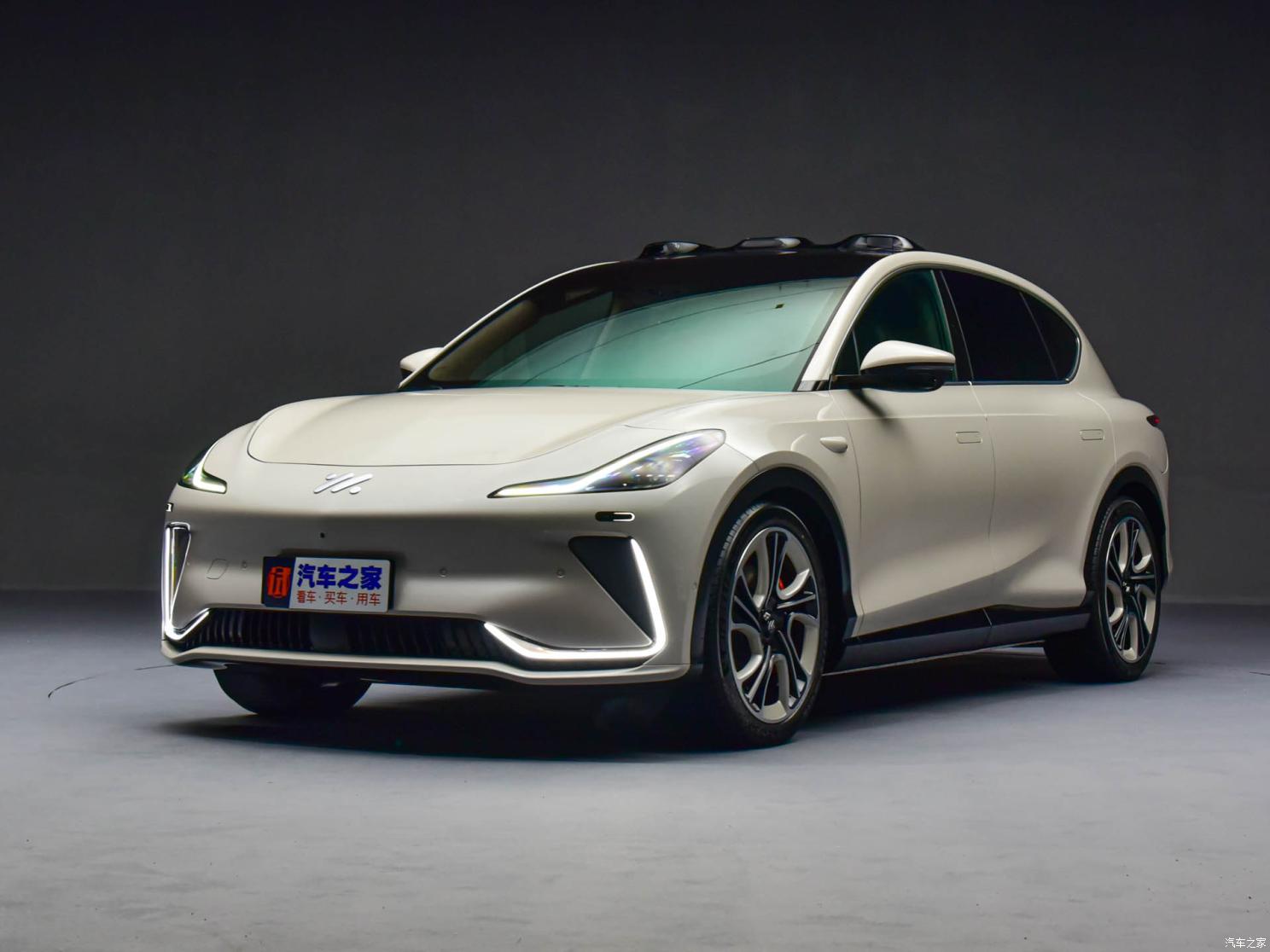 智己汽車 智己LS7 2023款 100kWh 四驅(qū)版