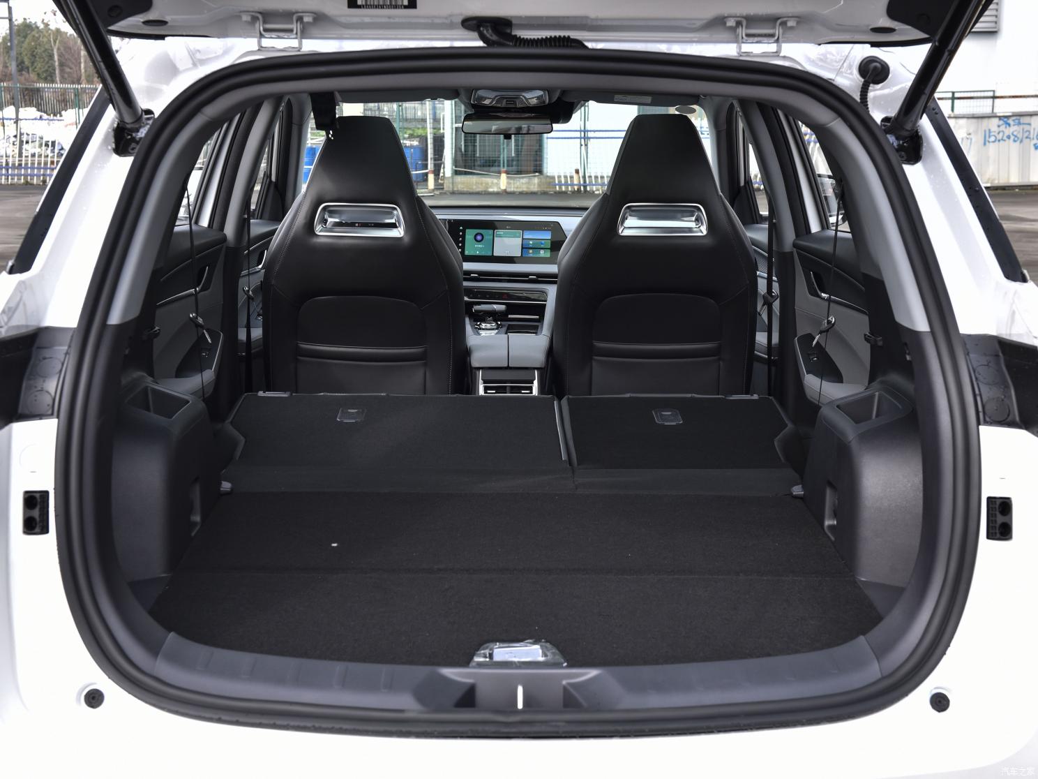 長安汽車 長安CS75 PLUS 2022款 第二代 2.0T 自動領(lǐng)航型