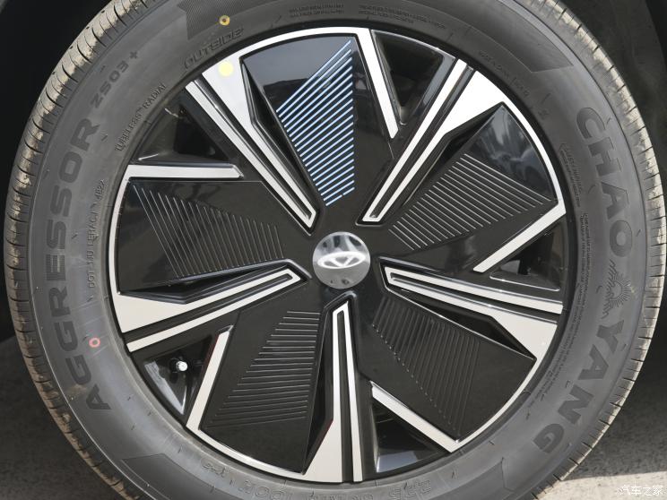 奇瑞汽車 瑞虎7 PLUS新能源 2023款 1.5T PHEV 智遠(yuǎn)型