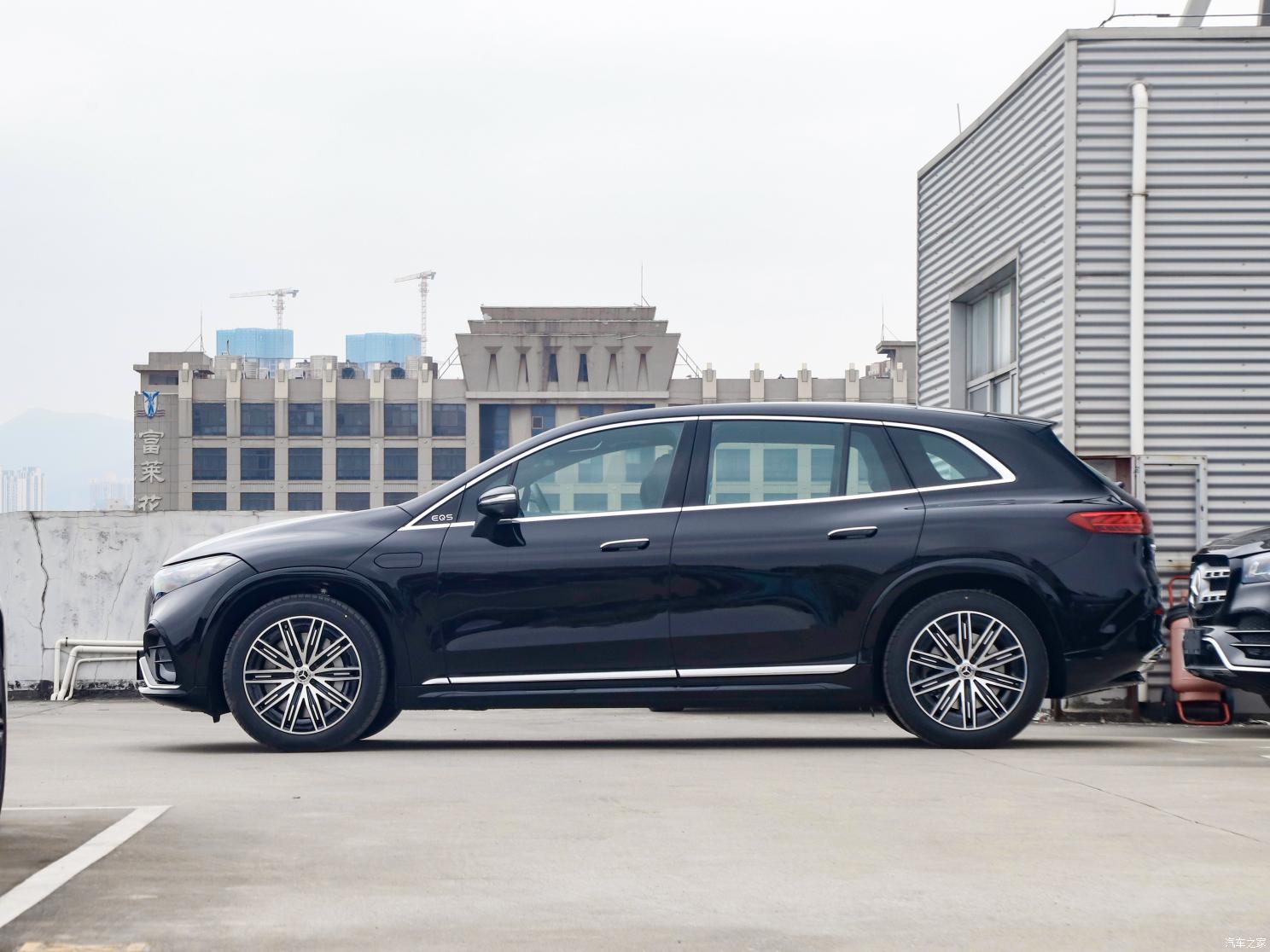 梅賽德斯-EQ 奔馳EQS SUV 2023款 450 4MATIC 豪華版