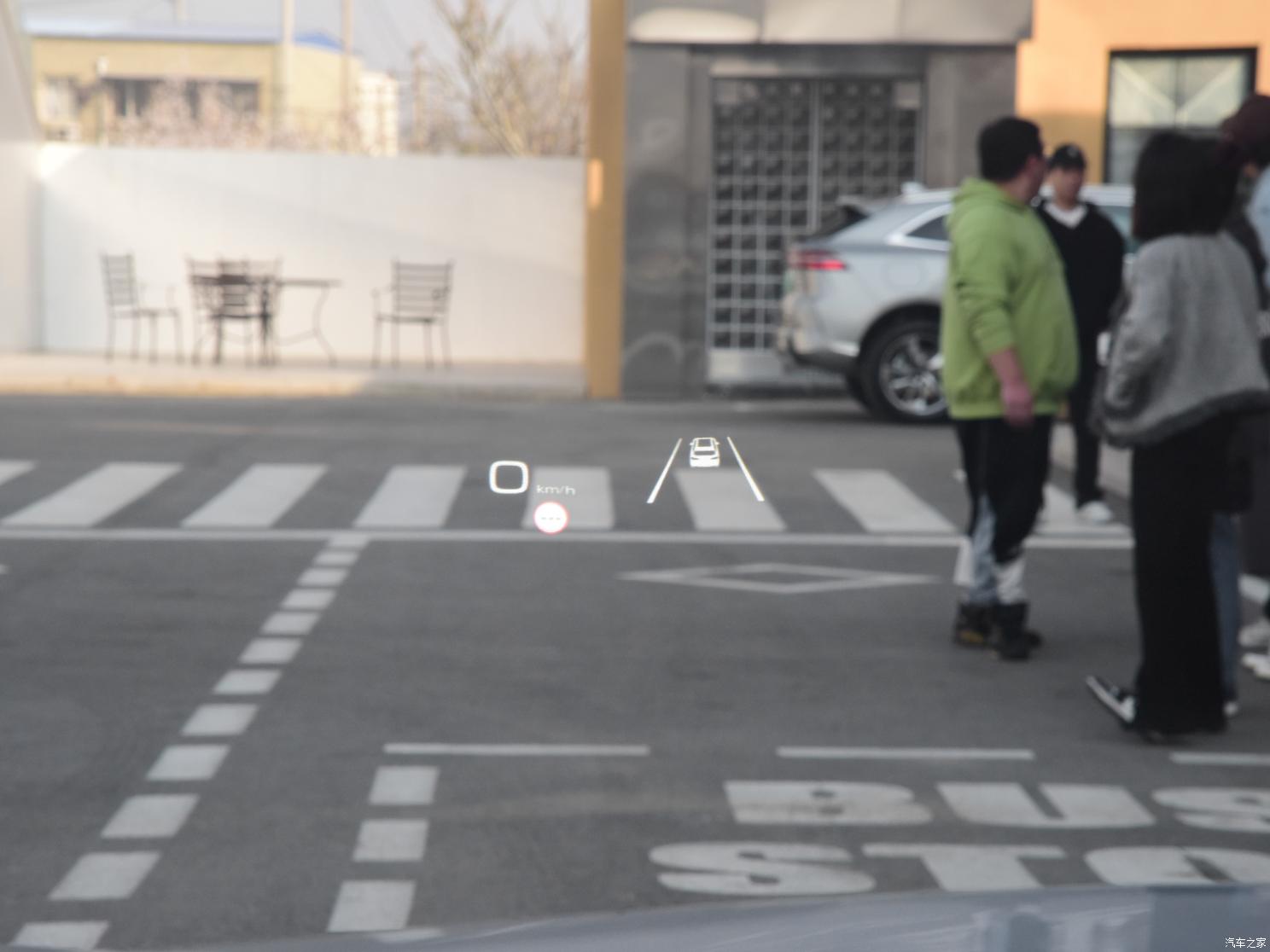 長(zhǎng)城汽車 摩卡DHT-PHEV 2023款 175km 兩驅(qū)長(zhǎng)續(xù)航版