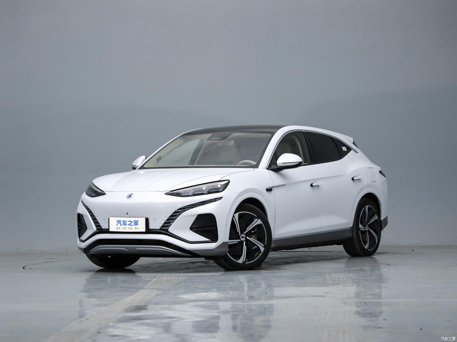 騰勢(shì)汽車(chē) 騰勢(shì)N7 2023款 高配基本型