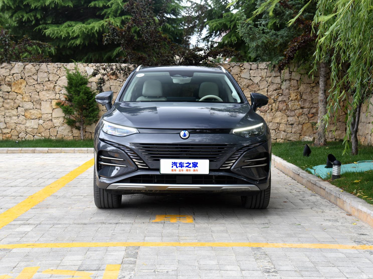 騰勢(shì)汽車 騰勢(shì)N8 2023款 基本型