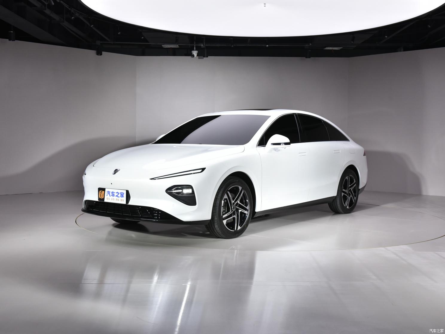 智己汽車 智己LS6 2023款 基本型