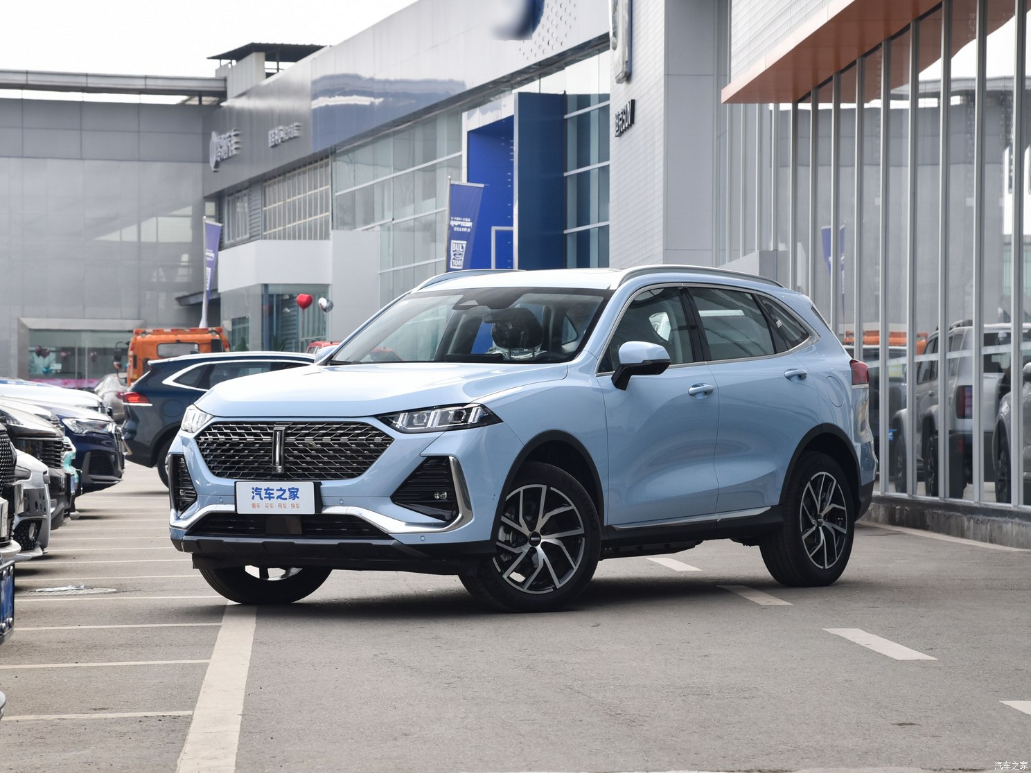 長城汽車 魏牌 拿鐵DHT-PHEV 2022款 1.5T 兩驅(qū)超大杯