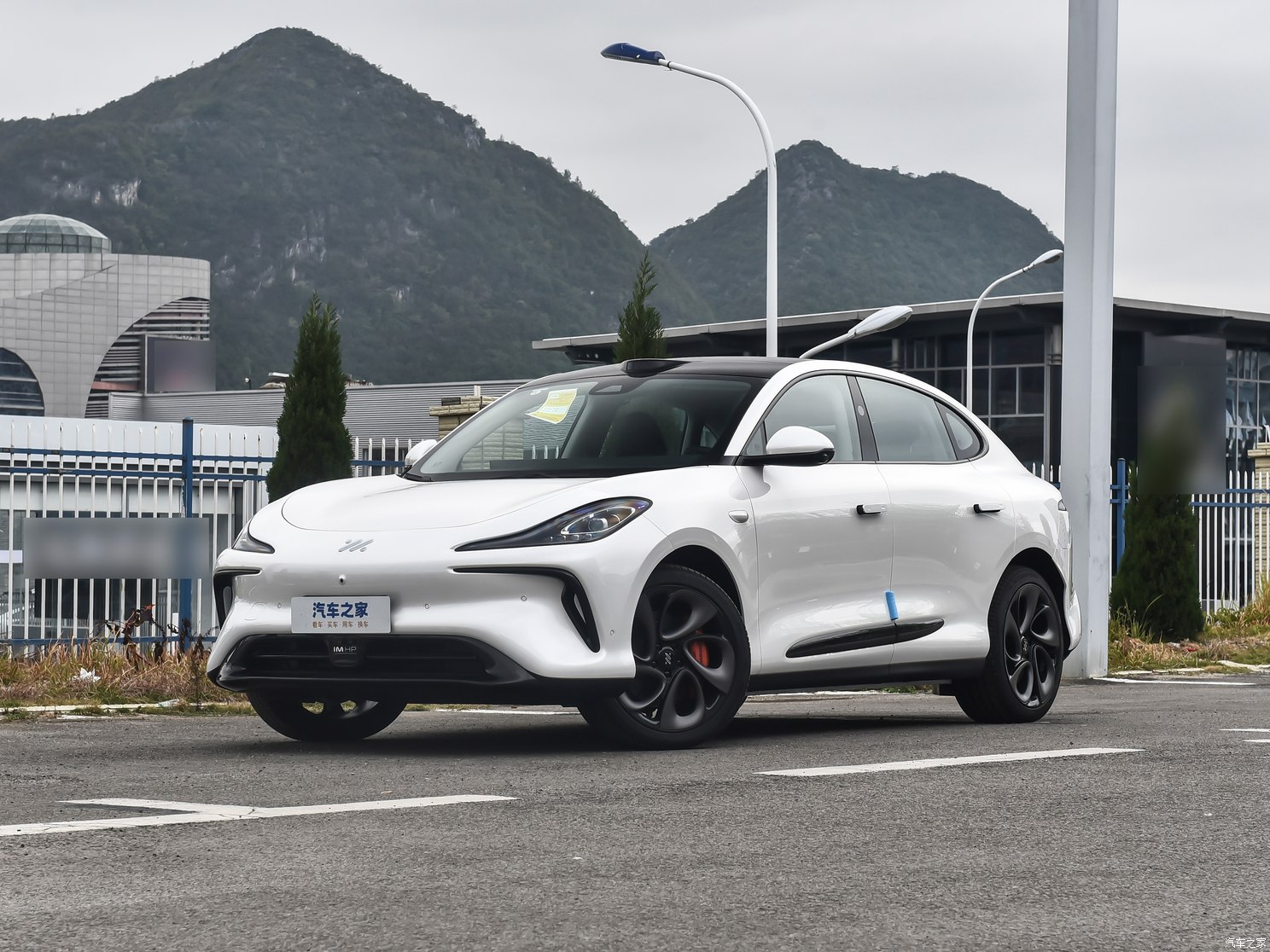 智己汽車 智己LS6 2023款 Max 超強(qiáng)性能版