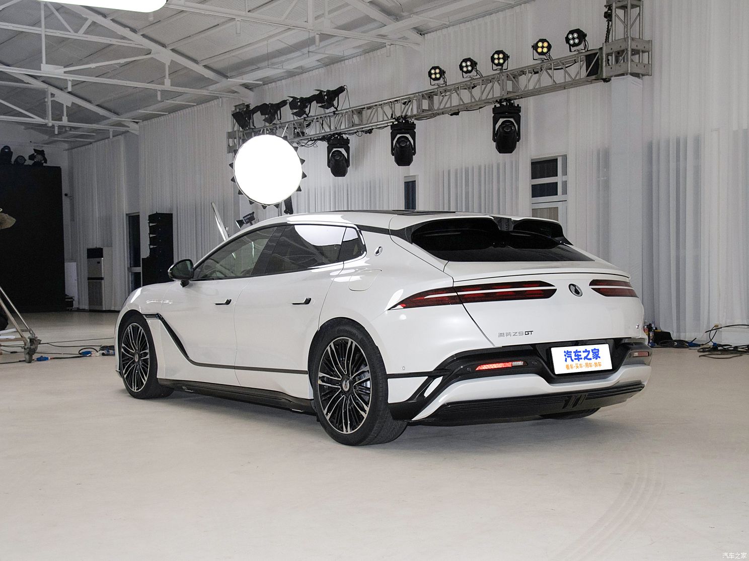 騰勢汽車 騰勢Z9GT 2024款 GT 插電混動(dòng)版