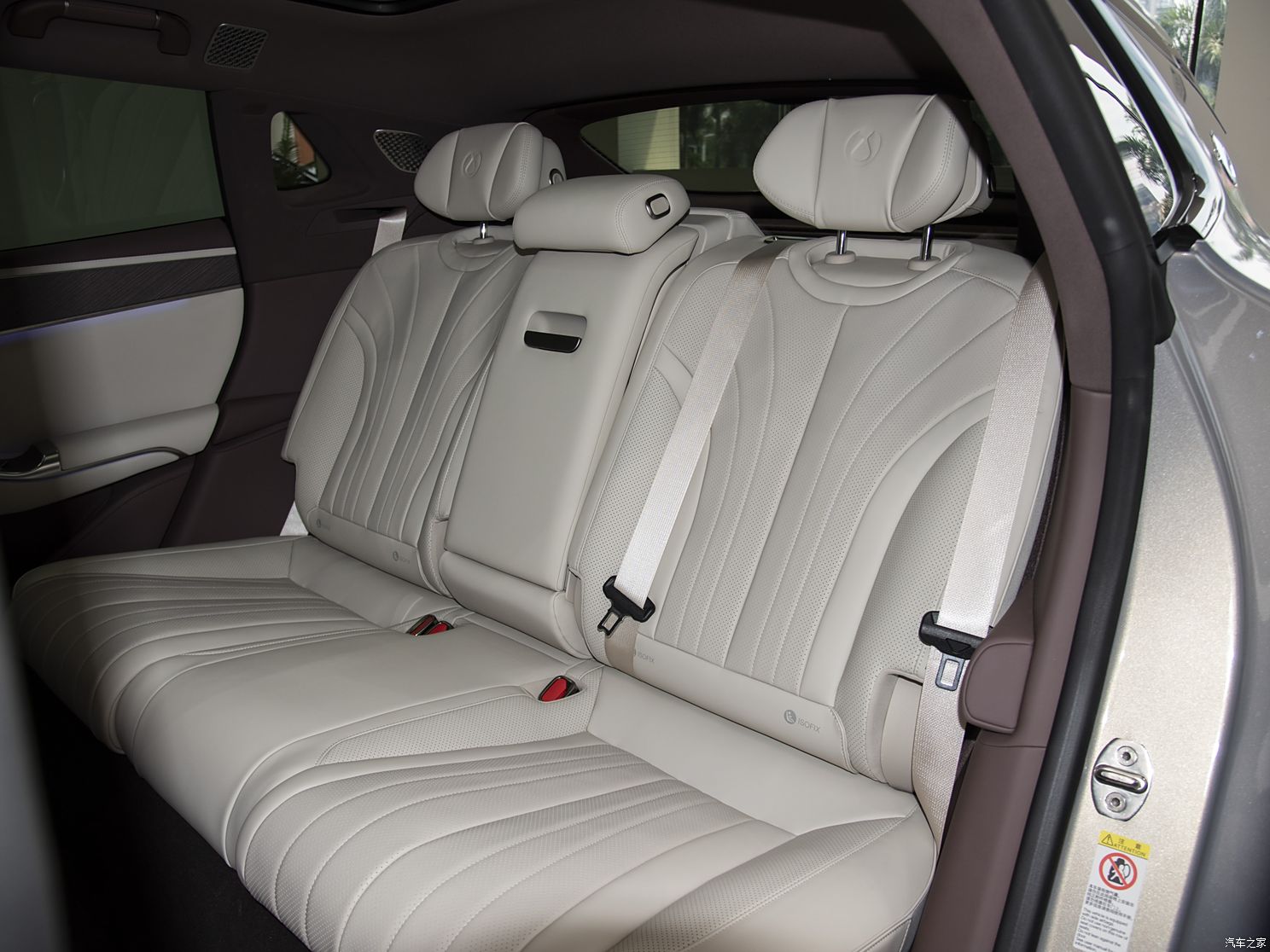 騰勢汽車 騰勢Z9GT 2024款 1100km 四驅(qū)Ultra版