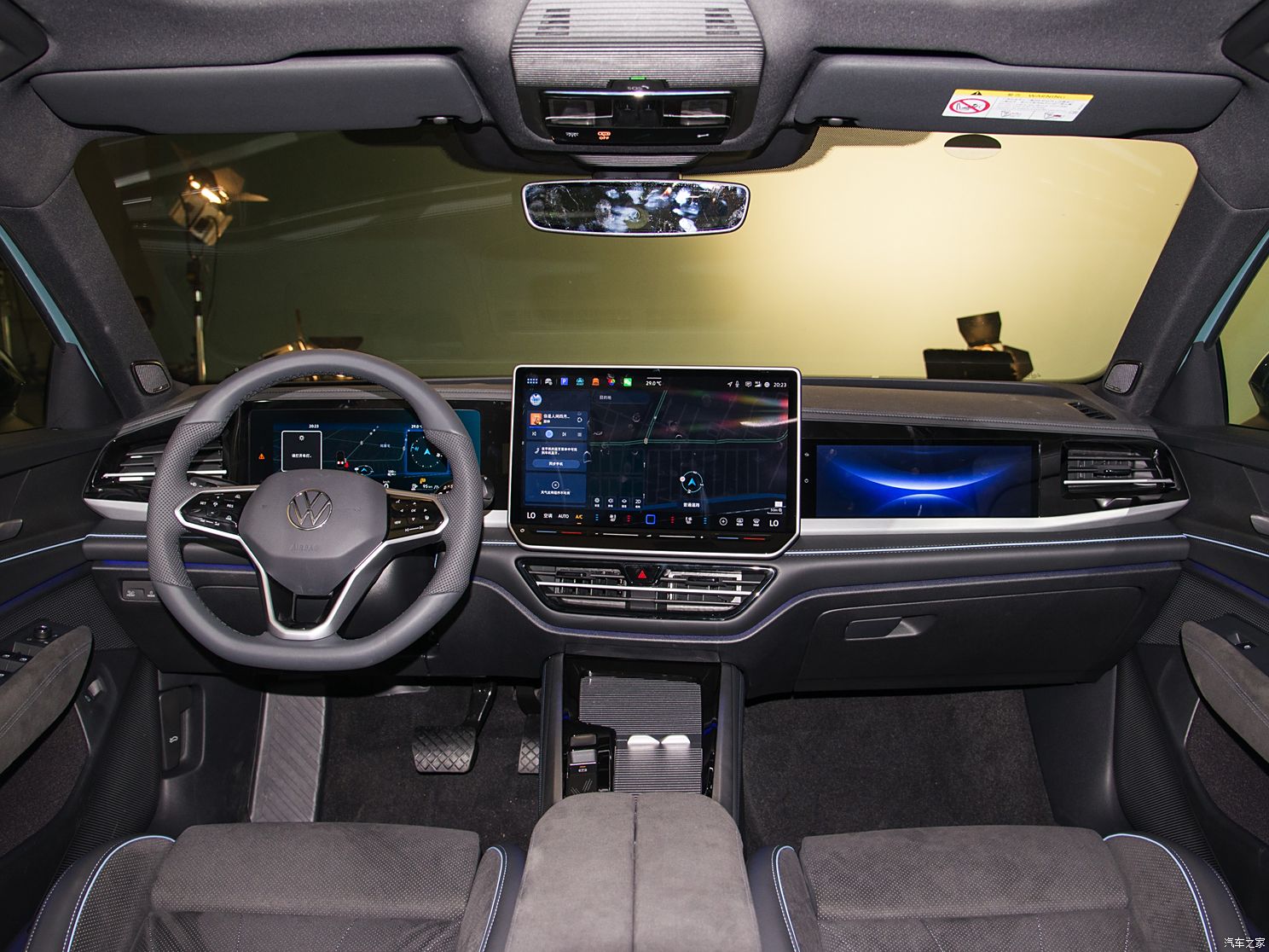 上汽大眾 帕薩特 2025款 Pro 380TSI 星空龍尊版