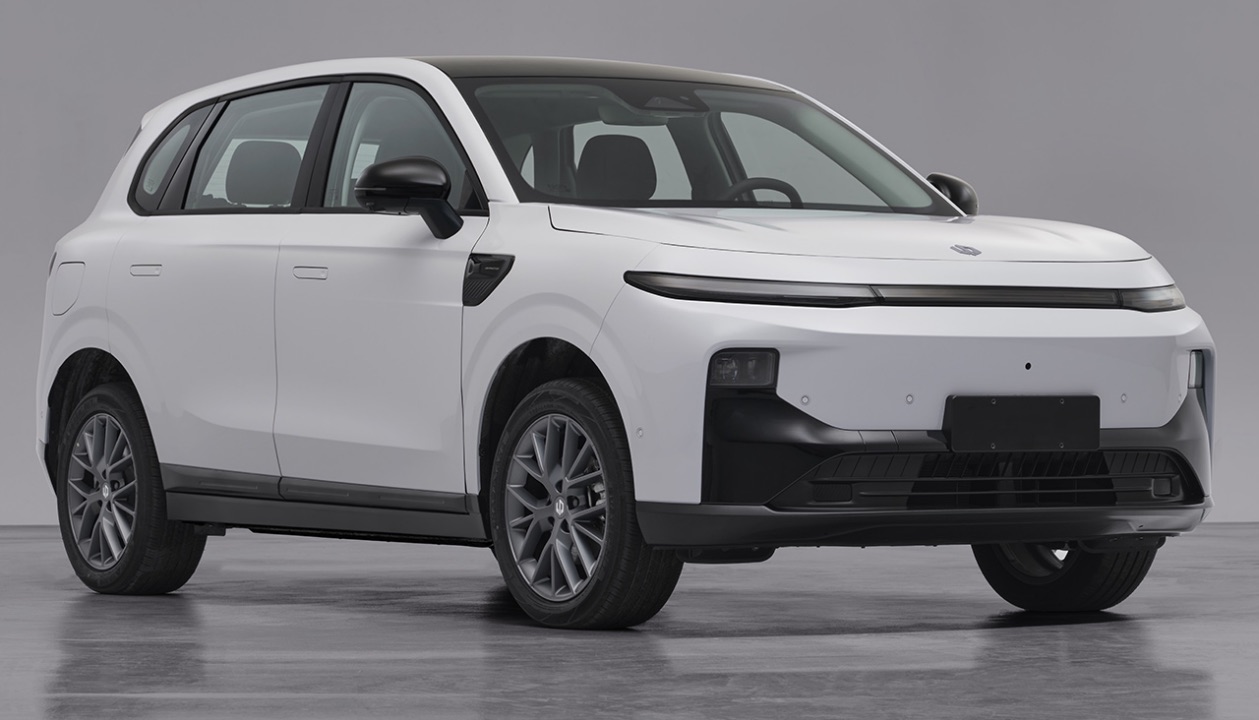 副本多款熱門純電SUV亮相工信部“車展”，小米YU7、零跑B10領(lǐng)銜280.jpeg