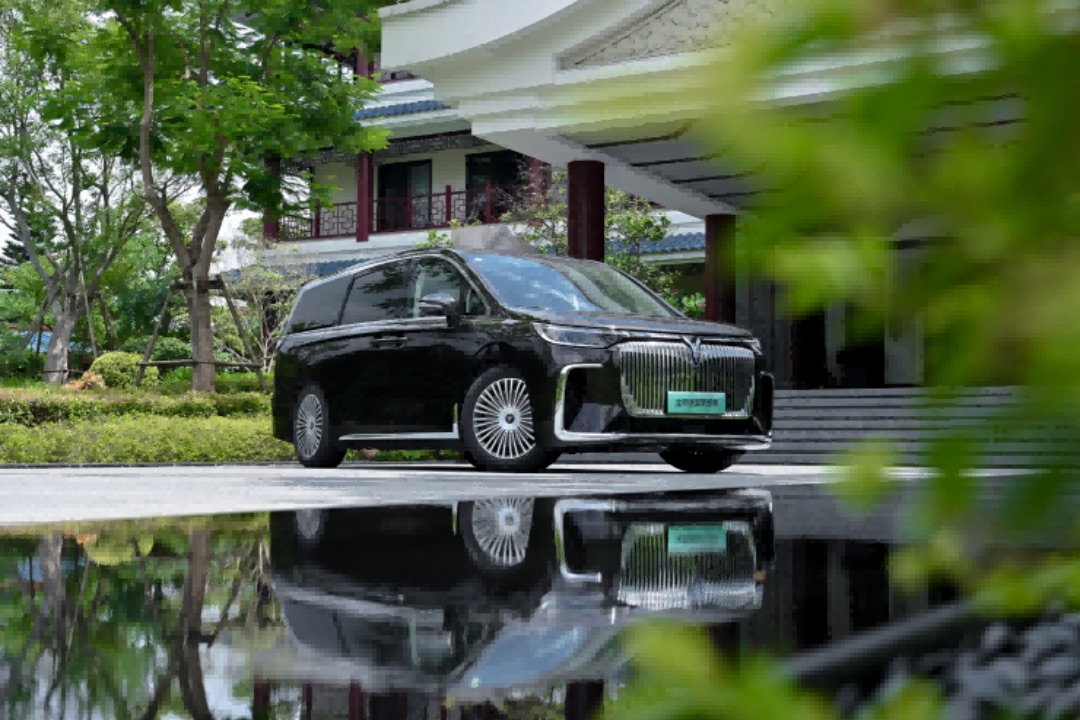 【新聞稿】嵐圖汽車2025年銷量沖刺20萬輛 推出4款以上全新或改款車531.jpeg
