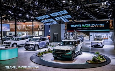 再秀肌肉，野力全開！捷途汽車“炸場”上海車展，引領(lǐng)越野平權(quán)運(yùn)動