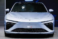 比亞迪純電大巴海外批量交付，哥倫比亞首都波哥大先行交付172輛